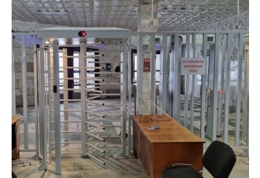 Завод им. Серго (ПОЗиС), г. Зеленодольск
Выполнено:
Монтаж и ПНР полноростовых турникетов на входных группах